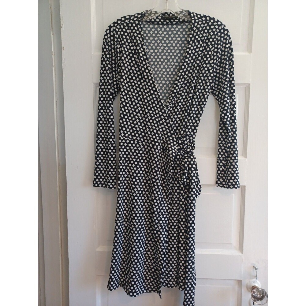 Banana Republic black/white knit wrap dress SPetite stretch office all seasons